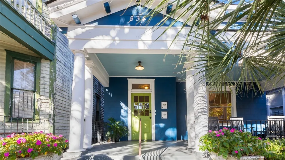 534 E Waldburg Street Savannah, GA
