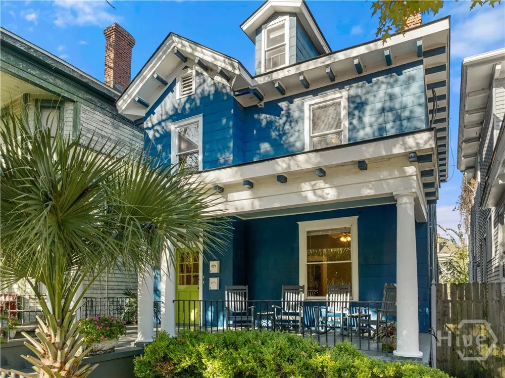 534 E Waldburg Street Savannah, GA