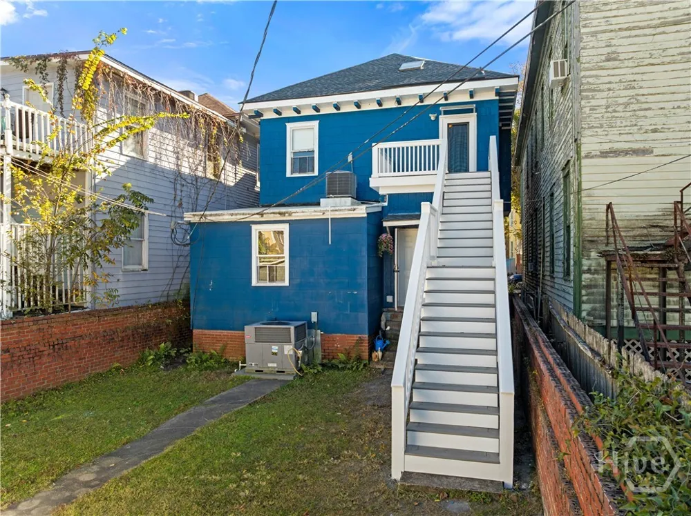 534 E Waldburg Street Savannah, GA