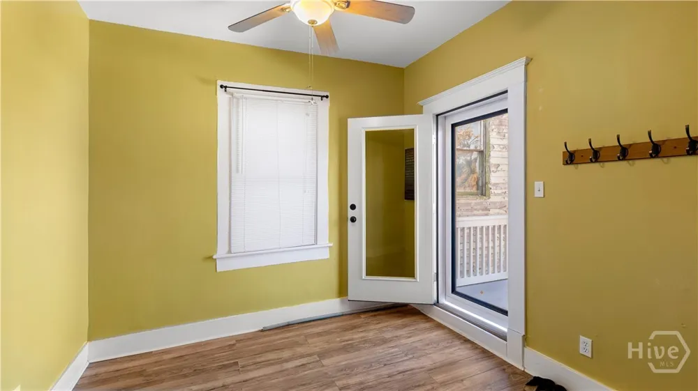 534 E Waldburg Street Savannah, GA