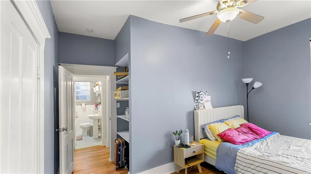 534 E Waldburg Street Savannah, GA