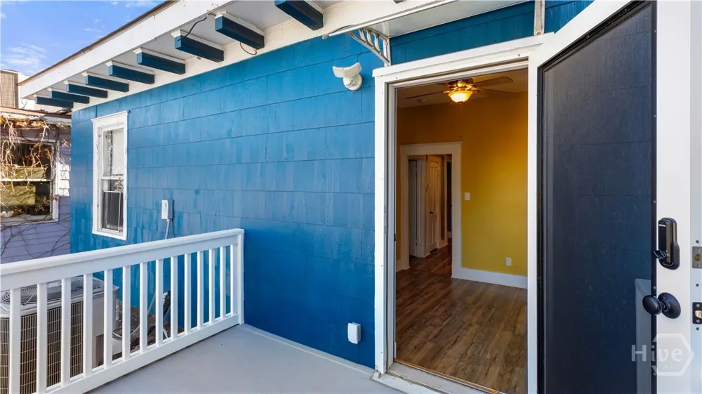 534 E Waldburg Street Savannah, GA