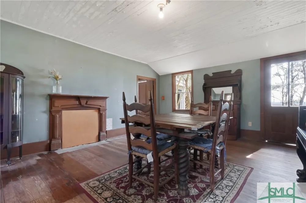 14009 GA 99 Highway Darien, GA 31305