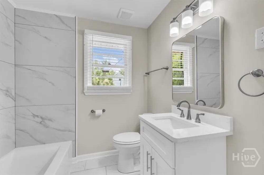 928 W 38th Street Savannah, GA 31415