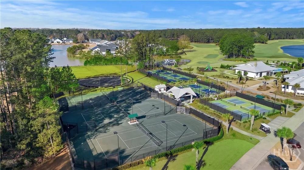 2221 Laurel Oak Avenue Hardeeville, SC 29927