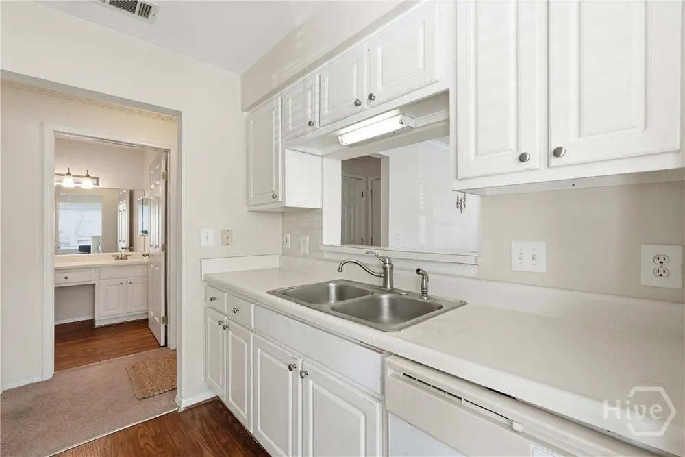 12300 Apache Avenue #705 Savannah, GA 31419