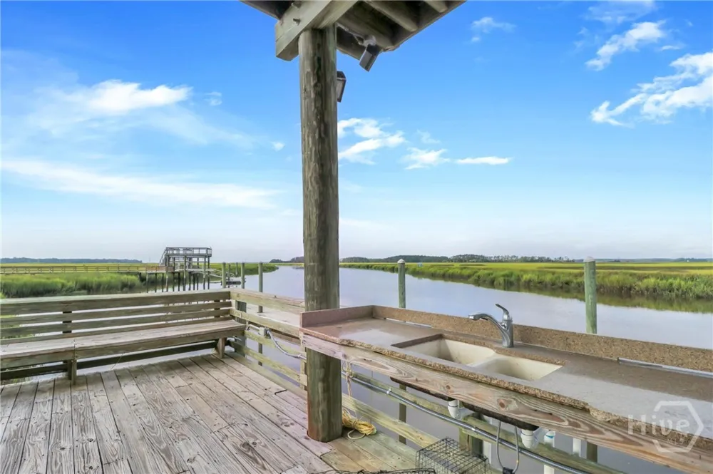 12300 Apache Avenue #705 Savannah, GA 31419