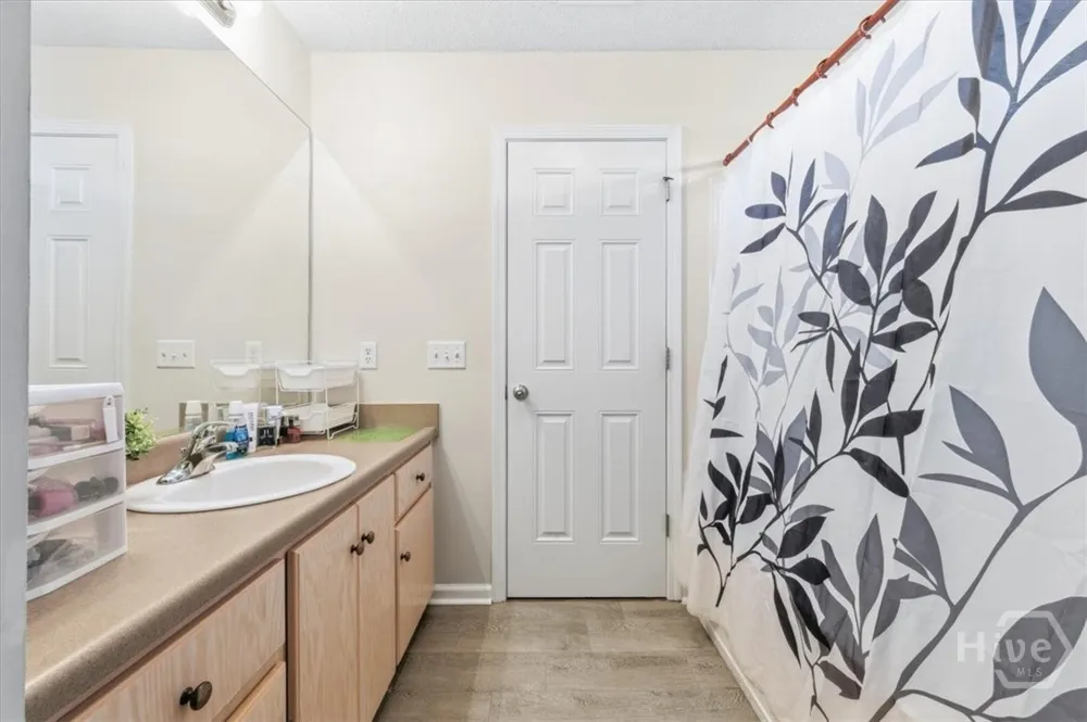 143 Carlisle Way Savannah, GA 31419