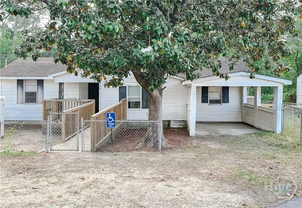 204 Best Street Statesboro, GA 30458