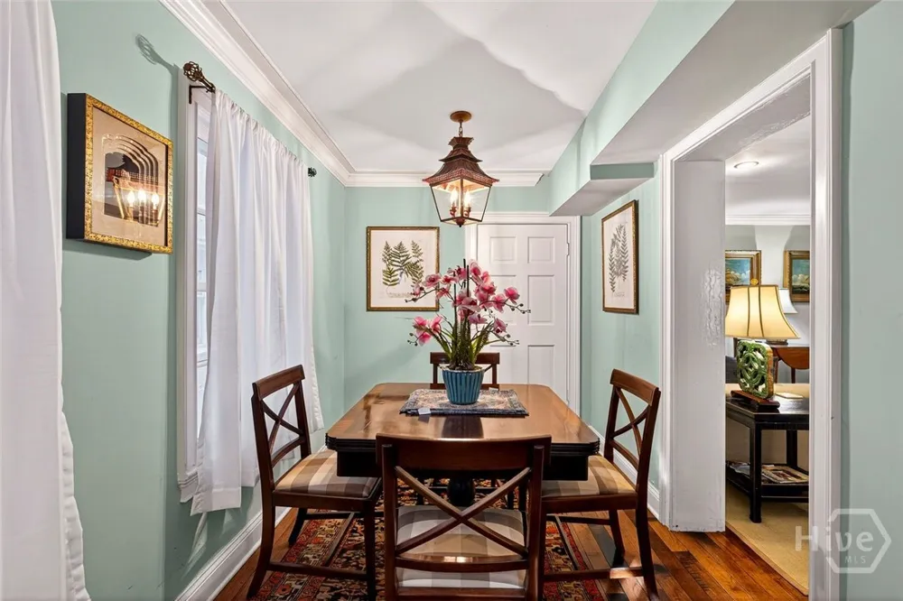 208 E Liberty Street Savannah, GA 31401