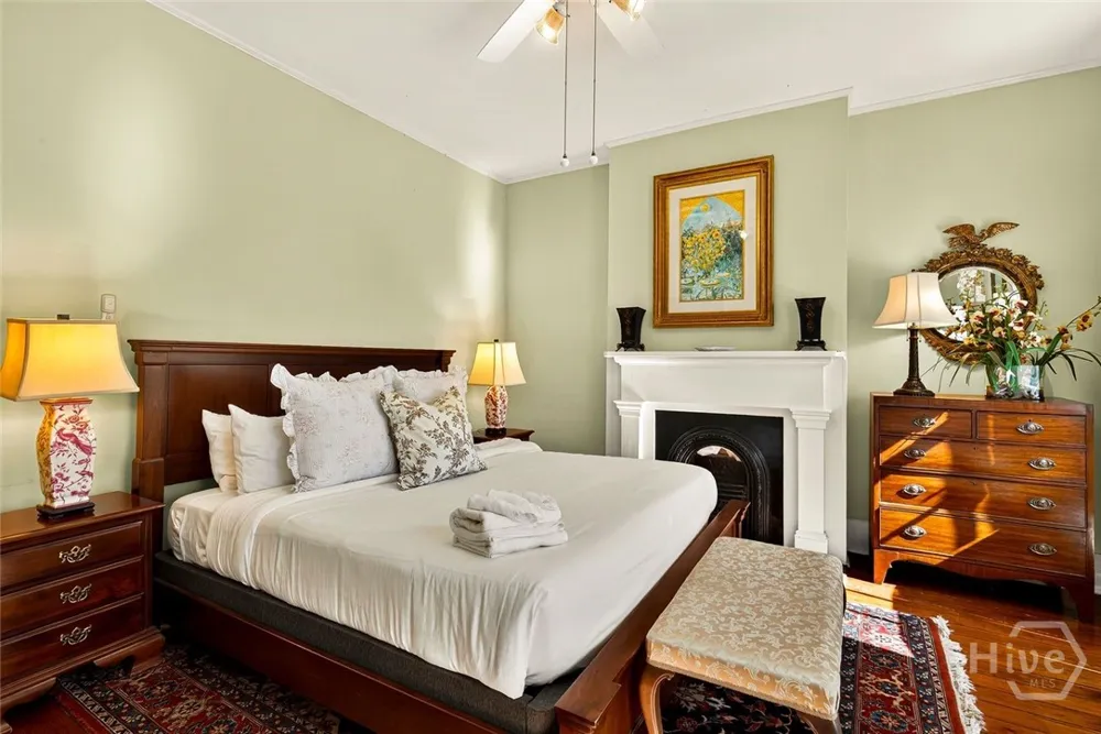208 E Liberty Street Savannah, GA 31401
