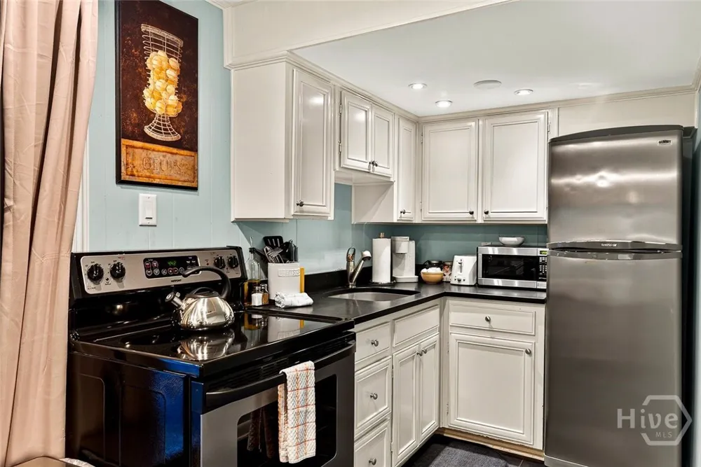 208 E Liberty Street Savannah, GA 31401