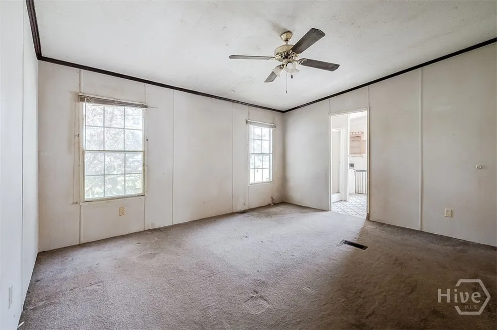 6477 Aruba Road Claxton, GA 30417