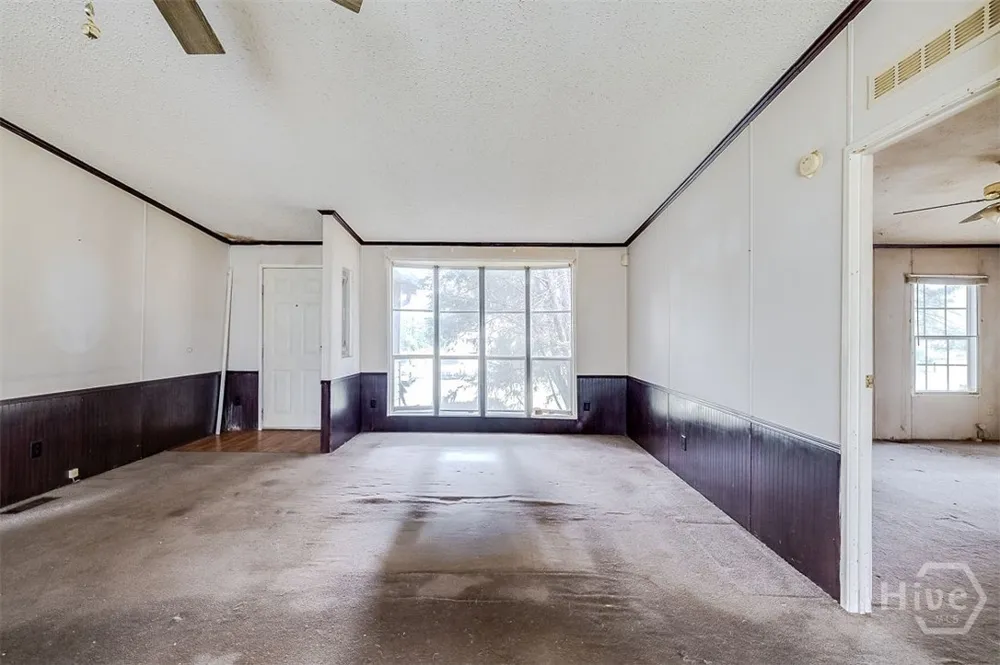 6477 Aruba Road Claxton, GA 30417