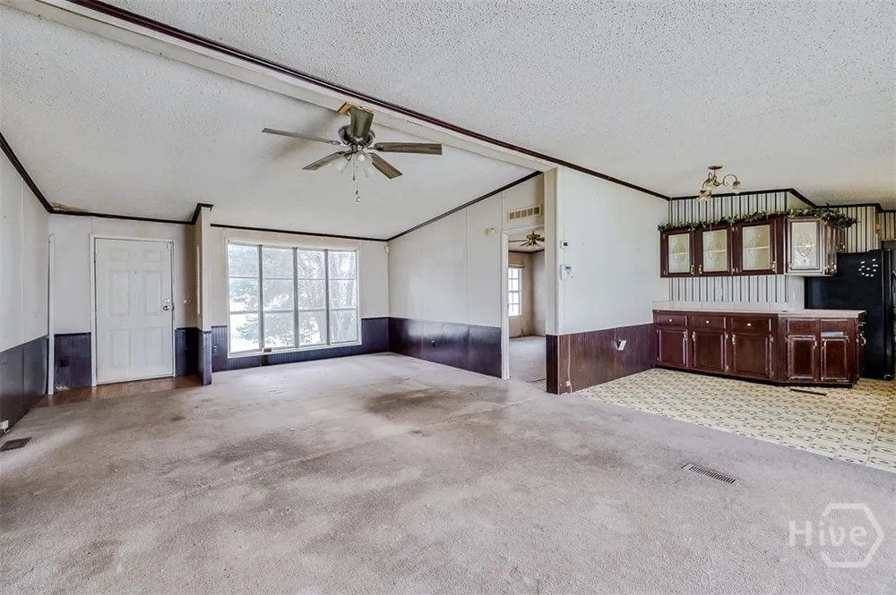 6477 Aruba Road Claxton, GA 30417