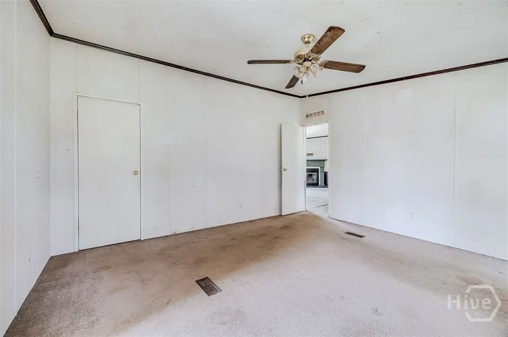 6477 Aruba Road Claxton, GA 30417
