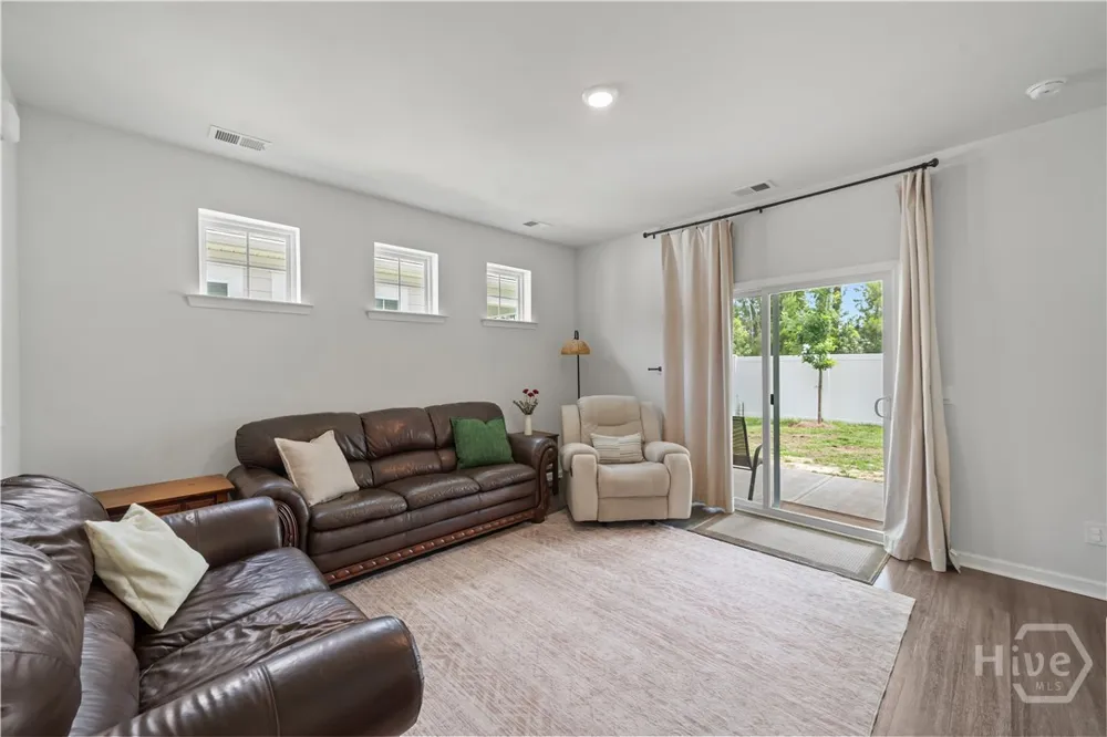 182 Holloway Hill Pooler, GA 31322