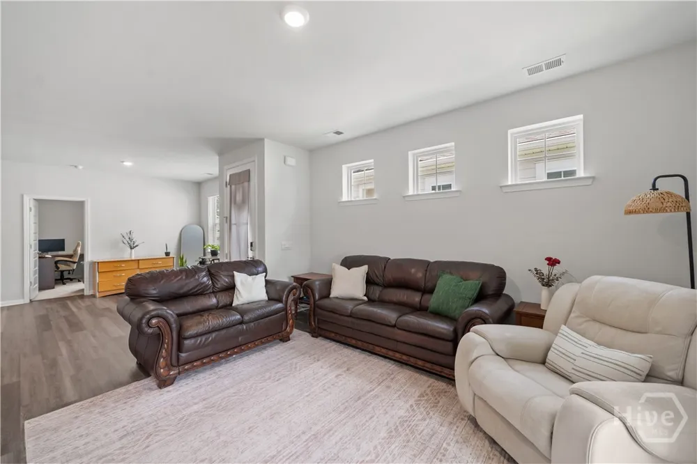 182 Holloway Hill Pooler, GA 31322