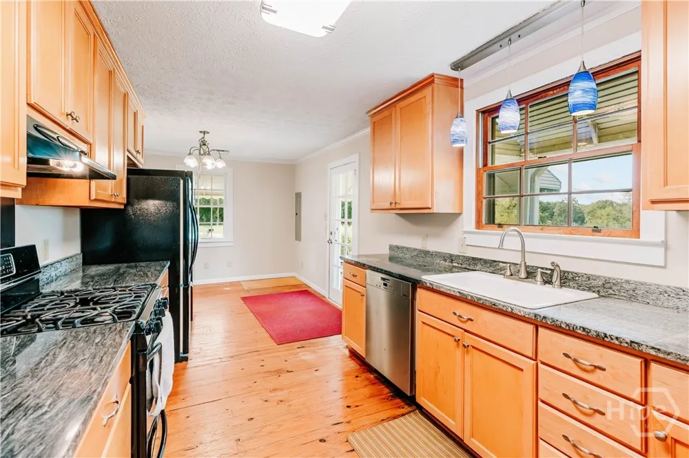 6 Burt Road Carlton, GA 30627