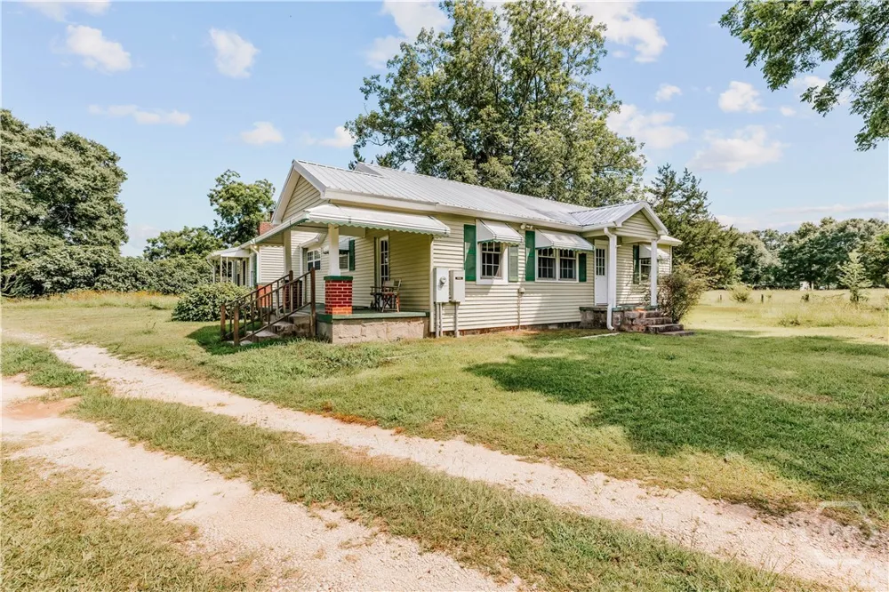 6 Burt Road Carlton, GA 30627
