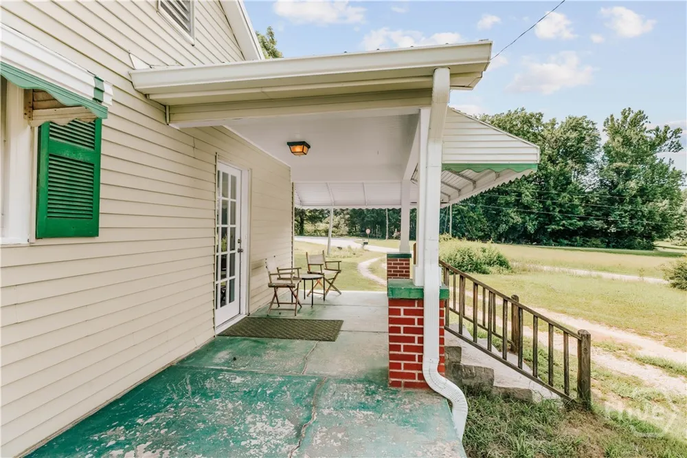6 Burt Road Carlton, GA 30627