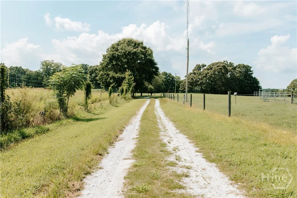 6 Burt Road Carlton, GA 30627
