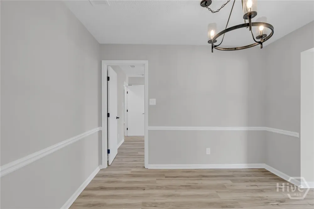 102 Ventura Boulevard Savannah, GA 31419