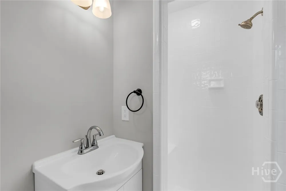 102 Ventura Boulevard Savannah, GA 31419