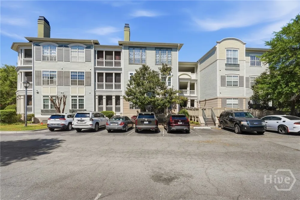 2837 Whitemarsh Way Savannah, GA 31410