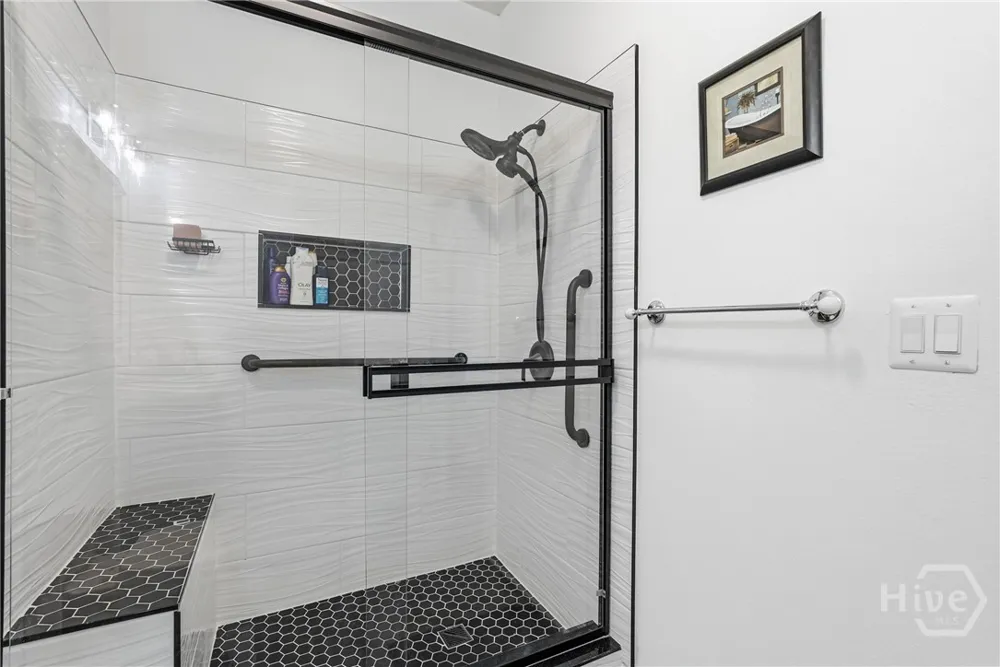 2837 Whitemarsh Way Savannah, GA 31410