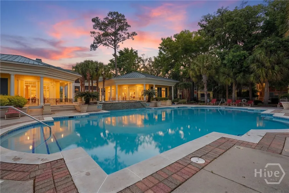 2837 Whitemarsh Way Savannah, GA 31410