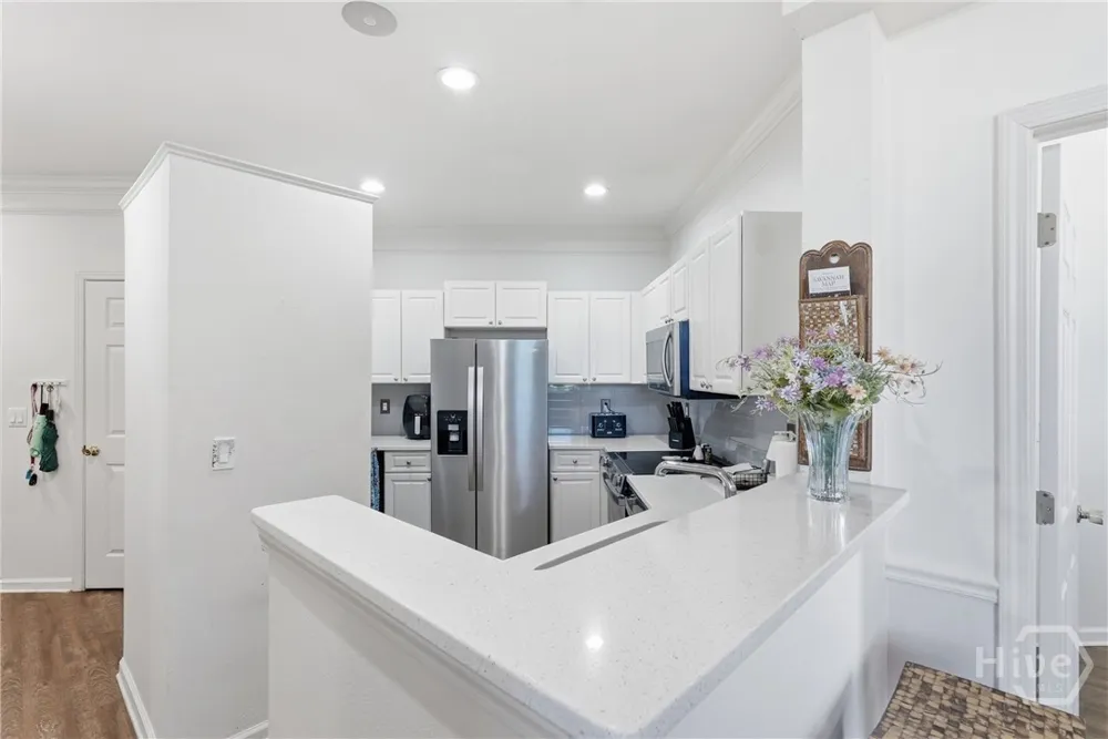 2837 Whitemarsh Way Savannah, GA 31410
