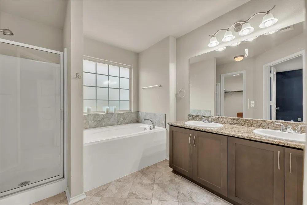 5245 Sagewood Drive College Station, TX 77845