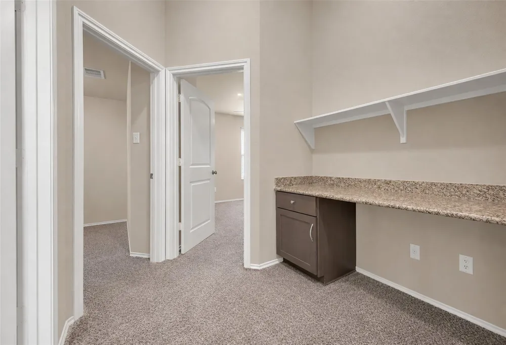 5245 Sagewood Drive College Station, TX 77845