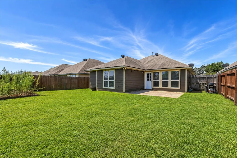5245 Sagewood Drive College Station, TX 77845