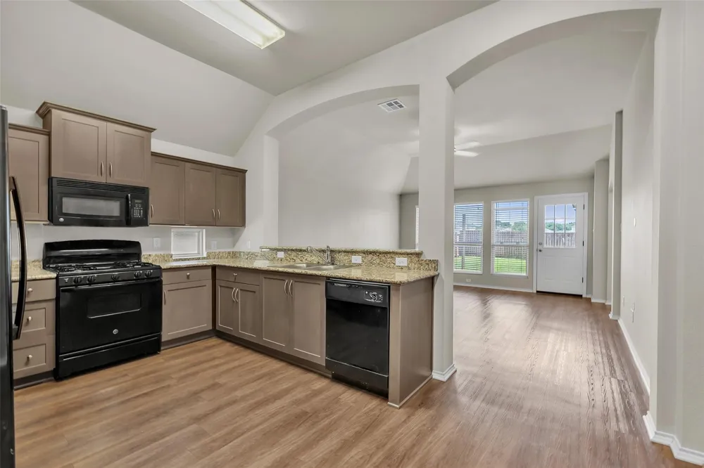 5245 Sagewood Drive College Station, TX 77845