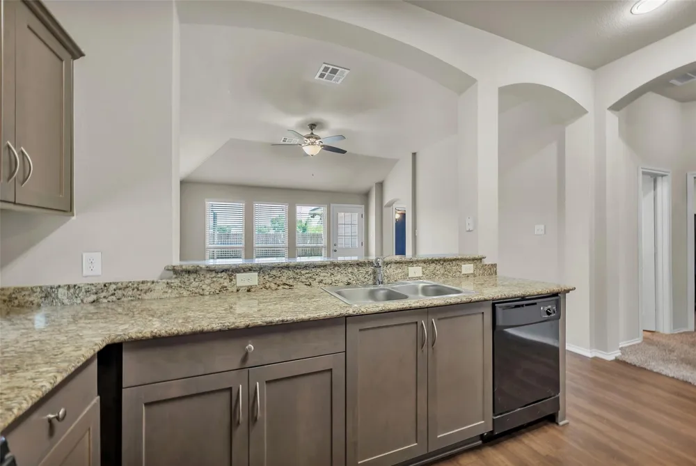 5245 Sagewood Drive College Station, TX 77845
