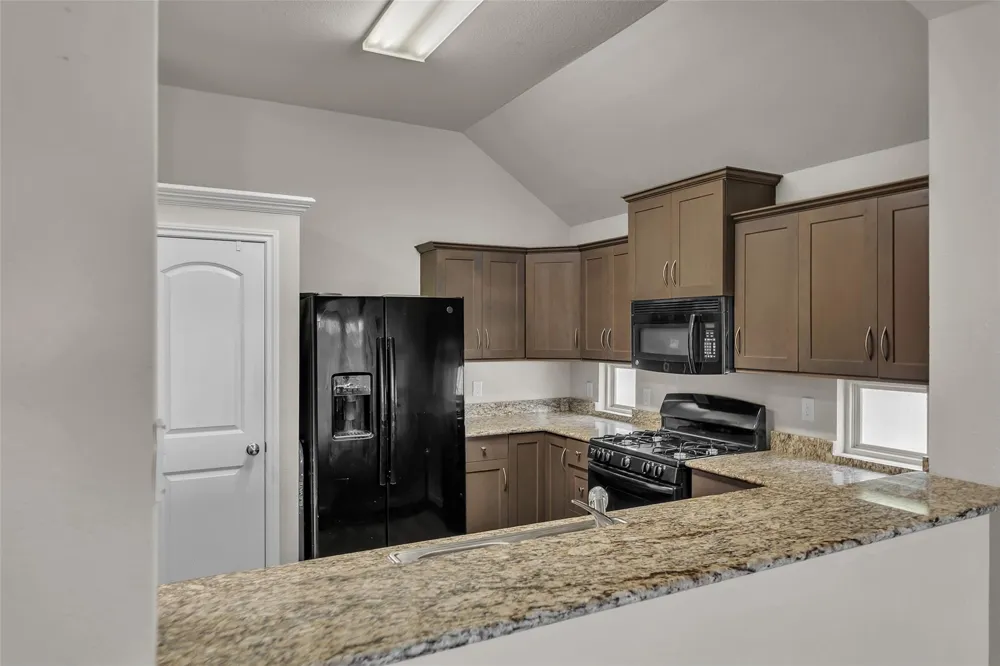 5245 Sagewood Drive College Station, TX 77845