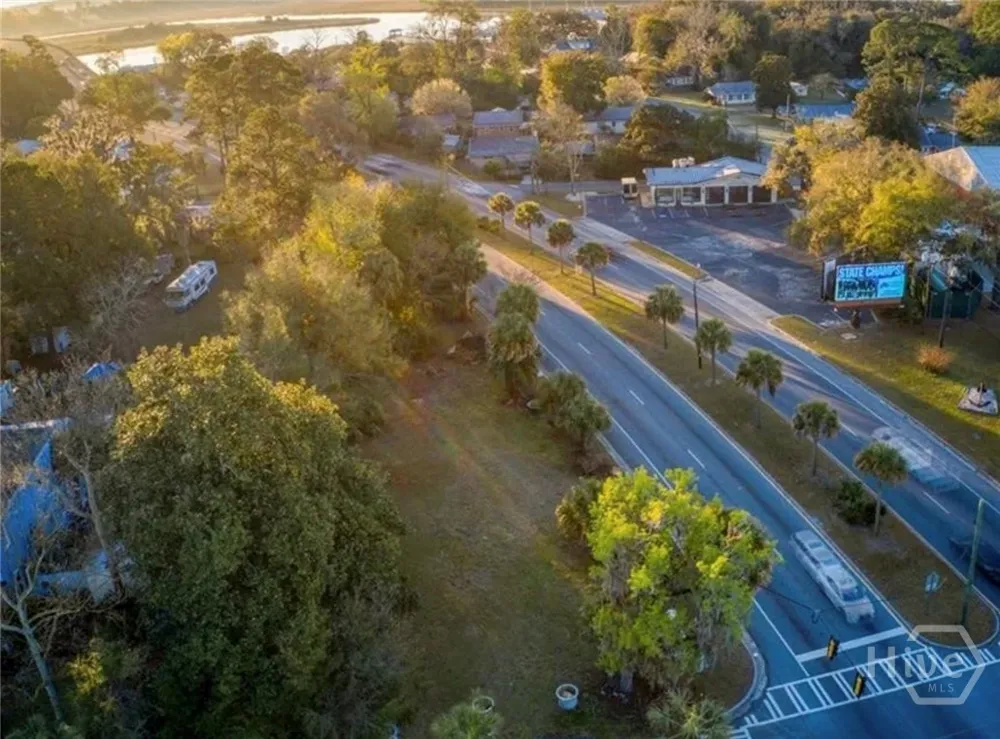 2618 Mechanics Avenue Savannah, GA 31404