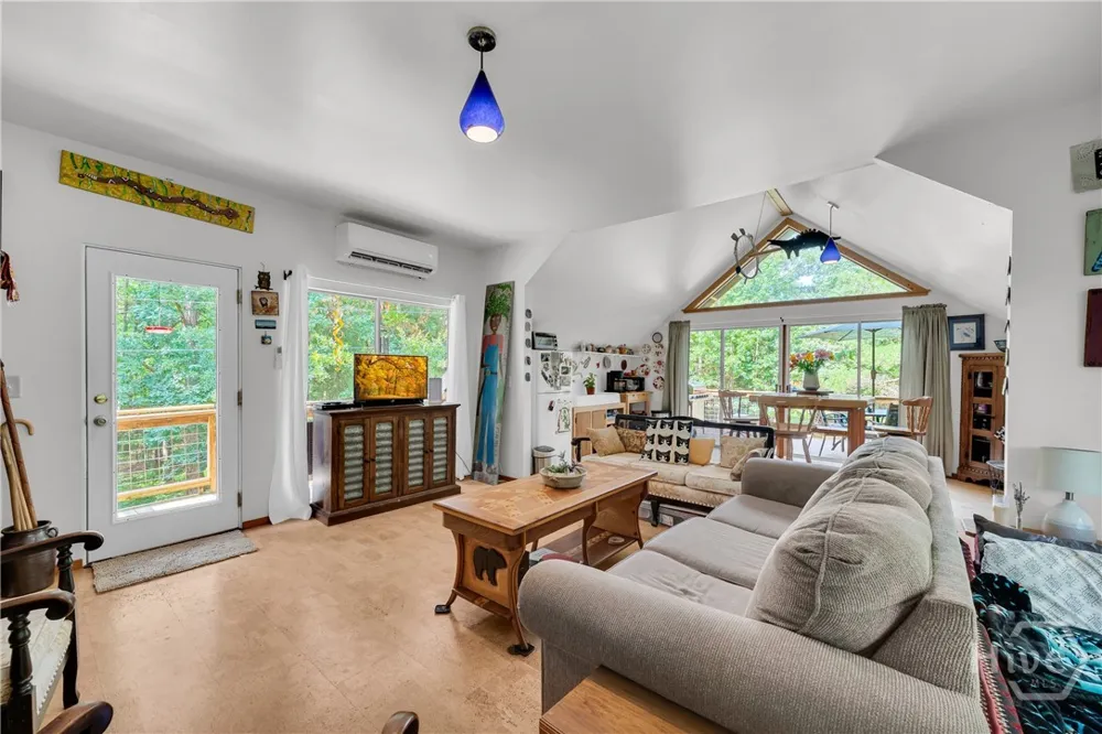 81 Paul Lane Crawford, GA 30630