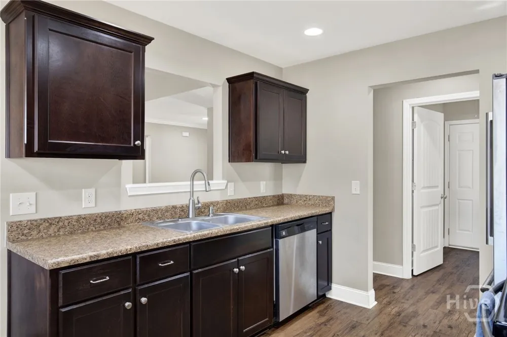 202 Beaubrook Boulevard Springfield, GA 31329