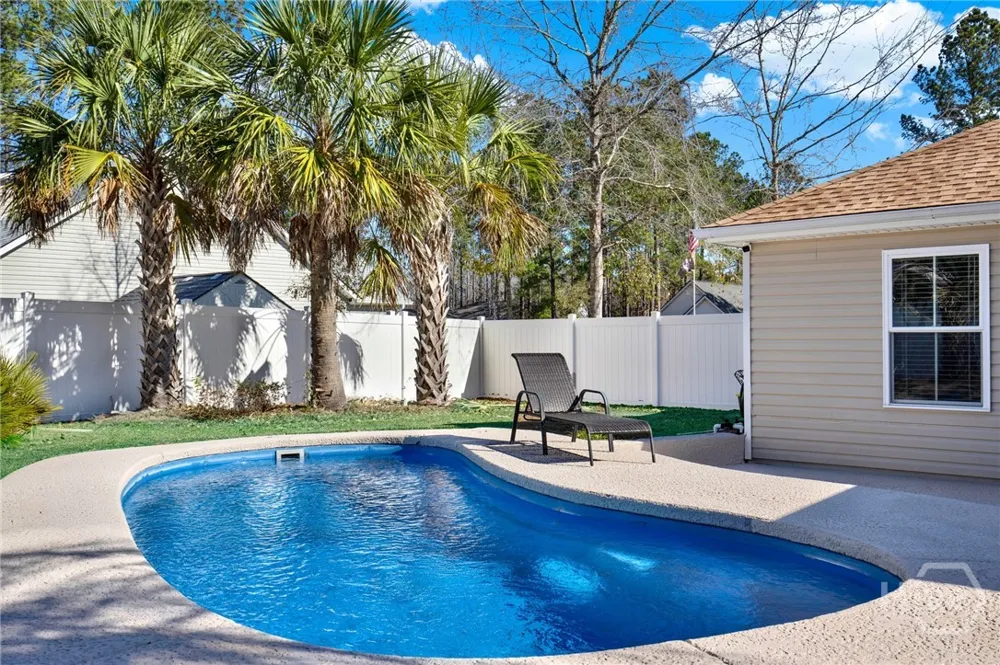 202 Beaubrook Boulevard Springfield, GA 31329