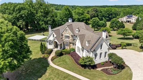 1123 Dee Kennedy Road
