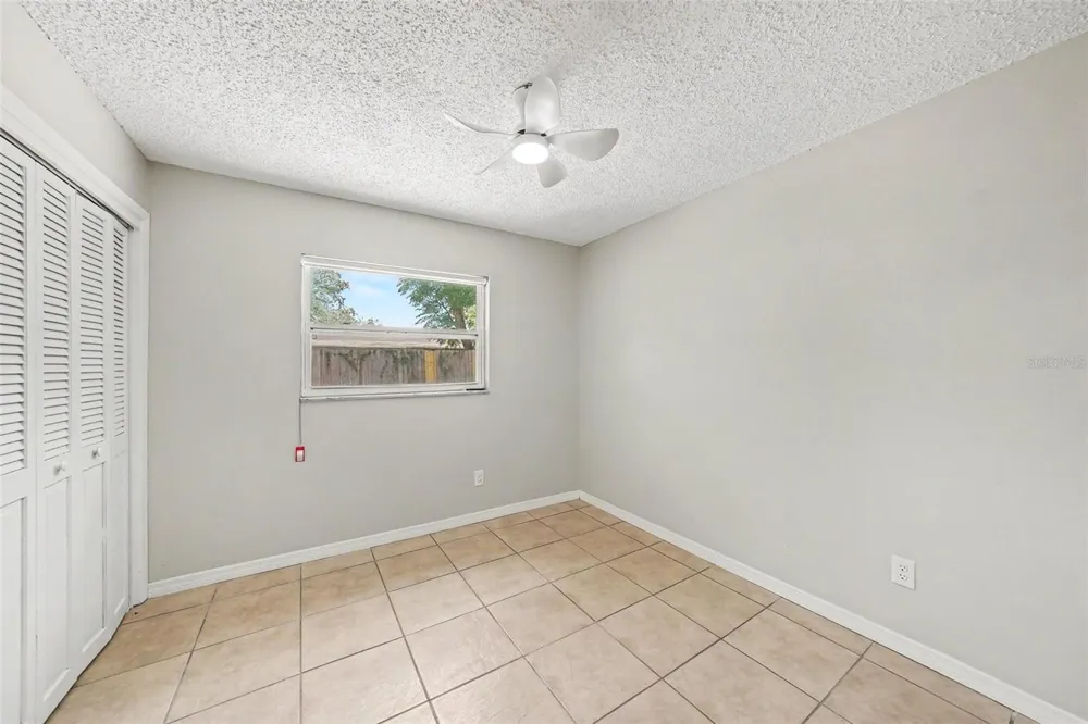 10410 27TH STREET Tampa, FL 33612