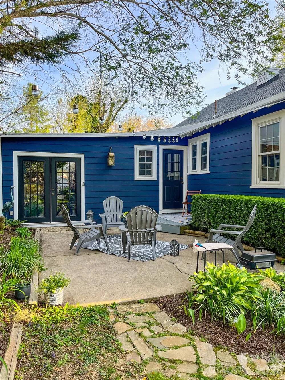 271 Brook Street Waynesville, NC 28786