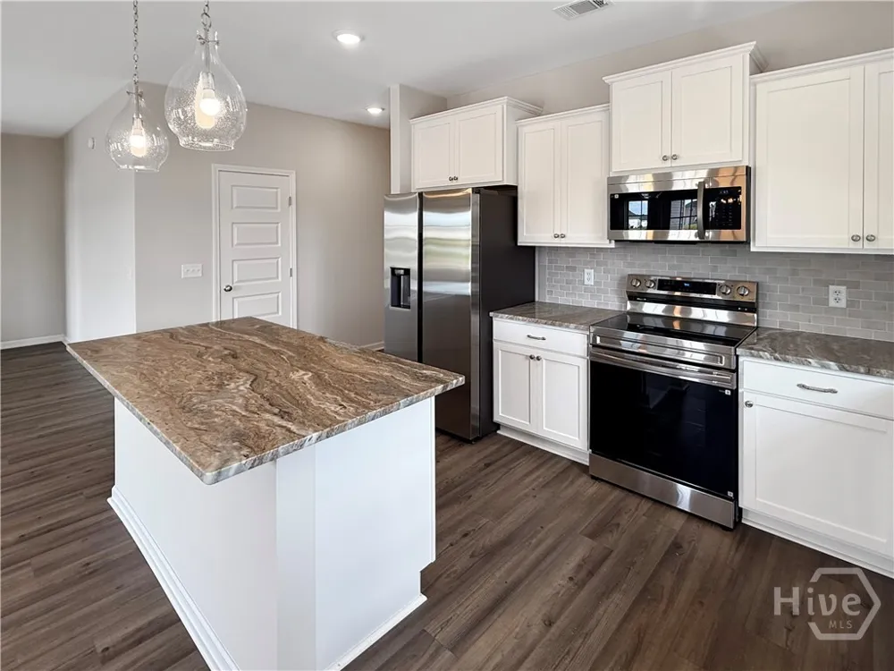 493 Buckhead Loop SE Allenhurst, GA 31301
