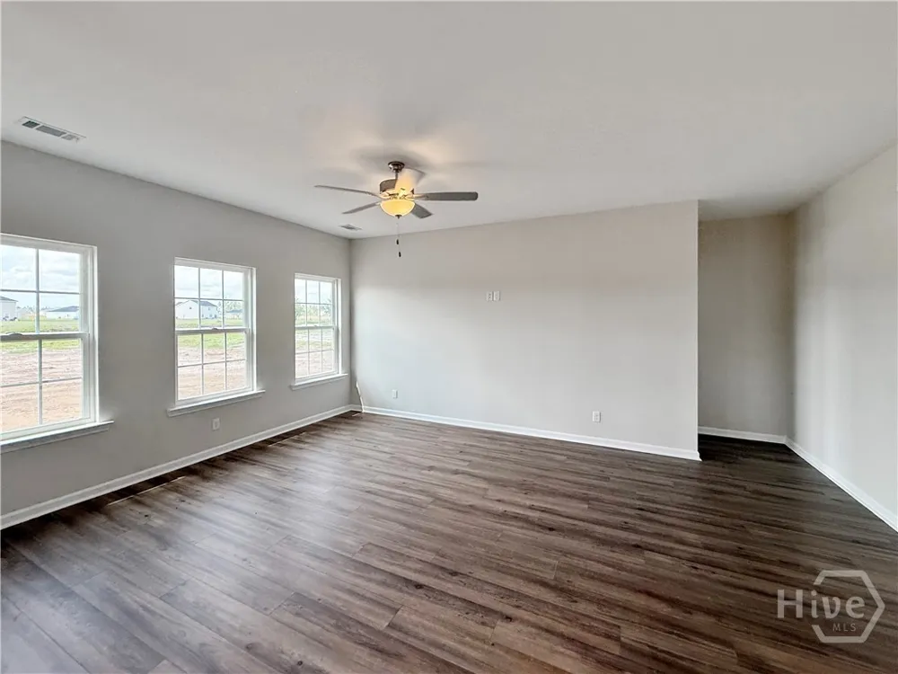 493 Buckhead Loop SE Allenhurst, GA 31301