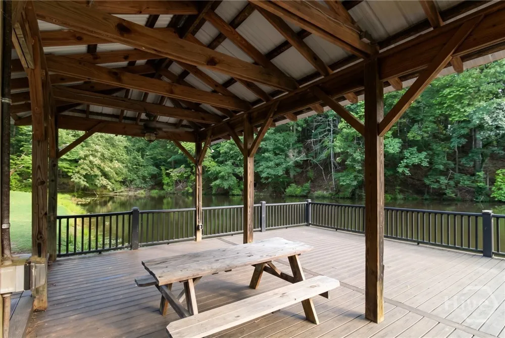 1051 Spring Creek Drive Bishop, GA 30621