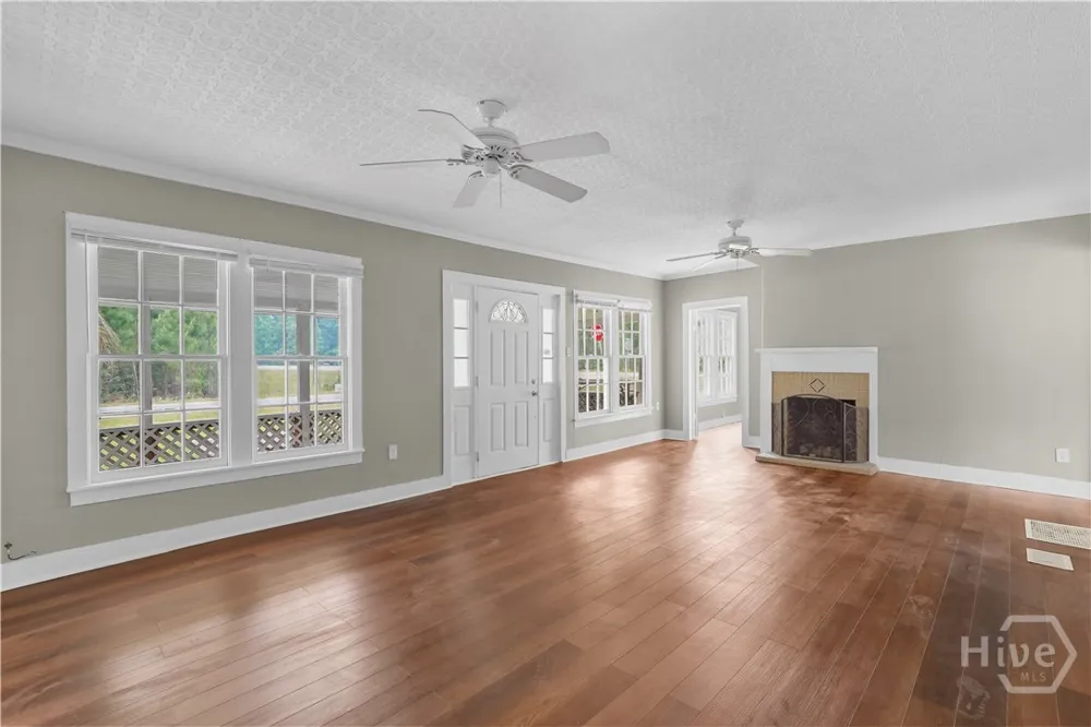 1106 NW Oak Townsend, GA 31331