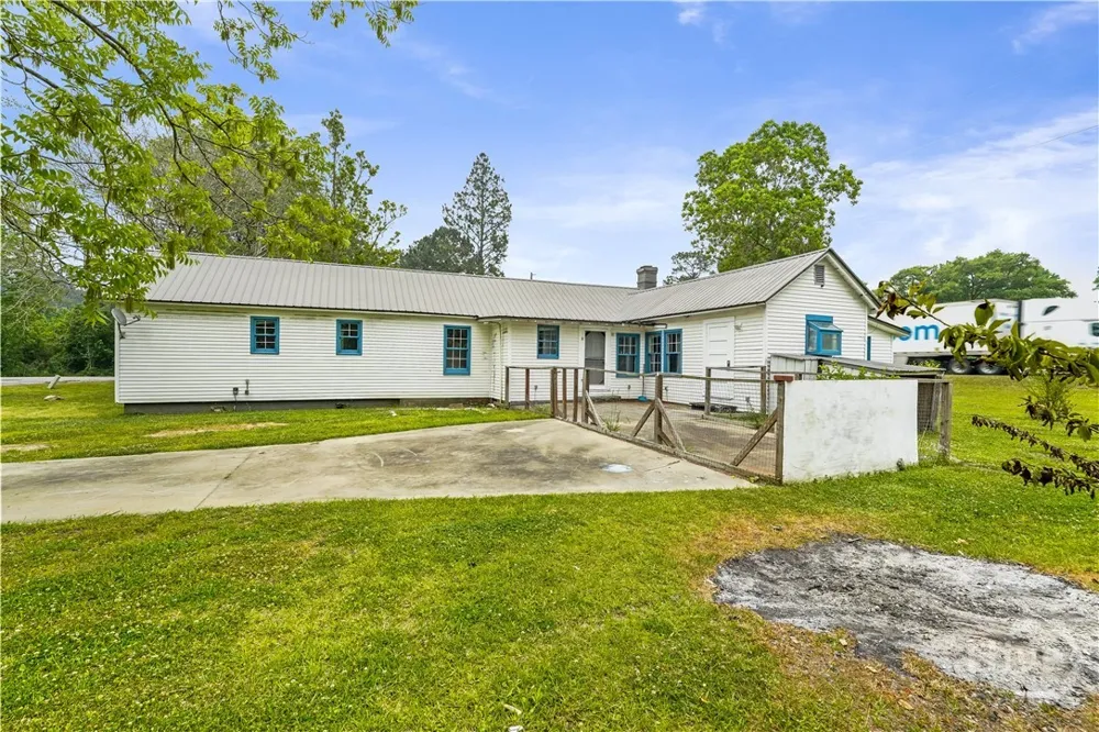 1106 NW Oak Townsend, GA 31331